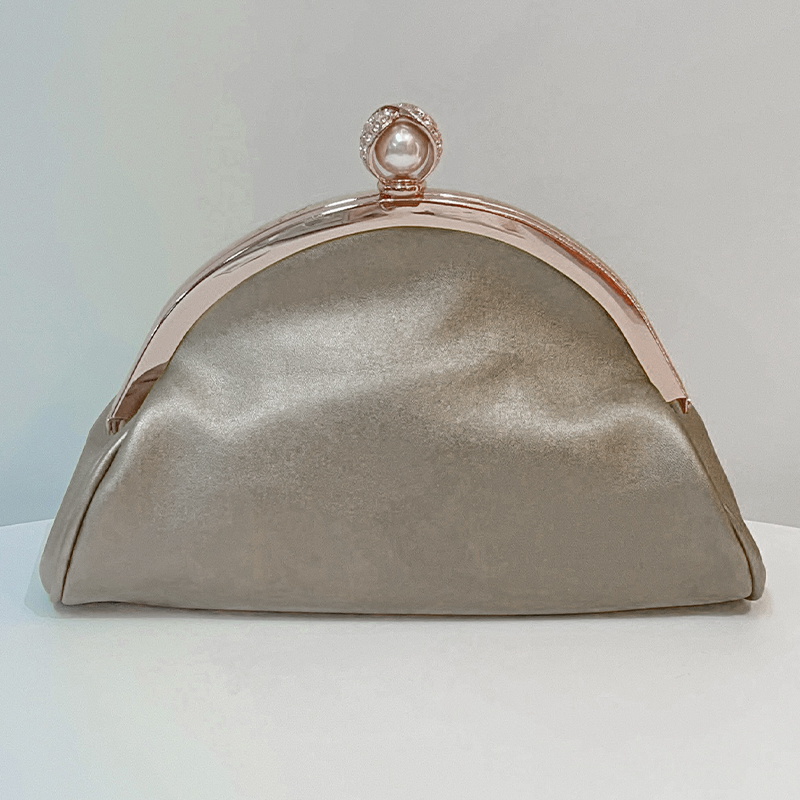 Gold Women Luxurious Chain Sho - Luxury Bags Gold review and price