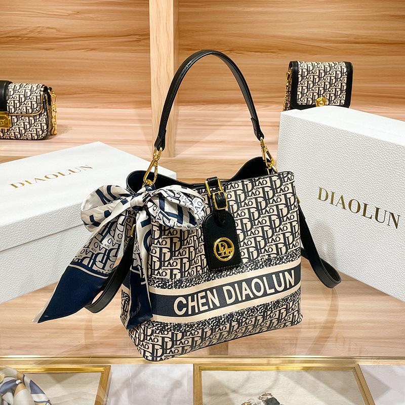 Popular Classic Ladies Handbag - Luxury Bags Sale review and price