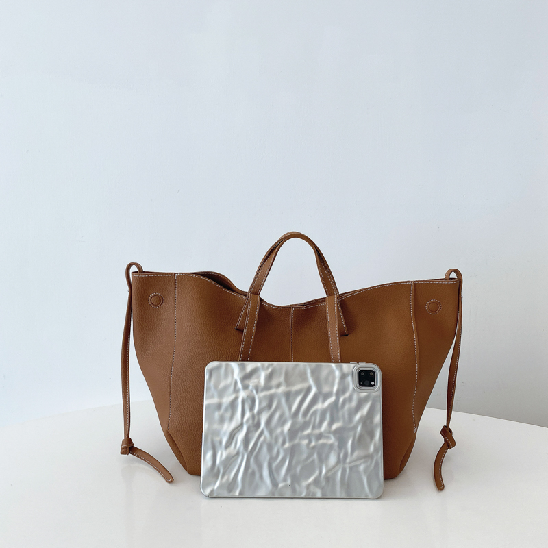 Large Capacity Leather Zipper  - Luxury Bags Trend 2025 review and price