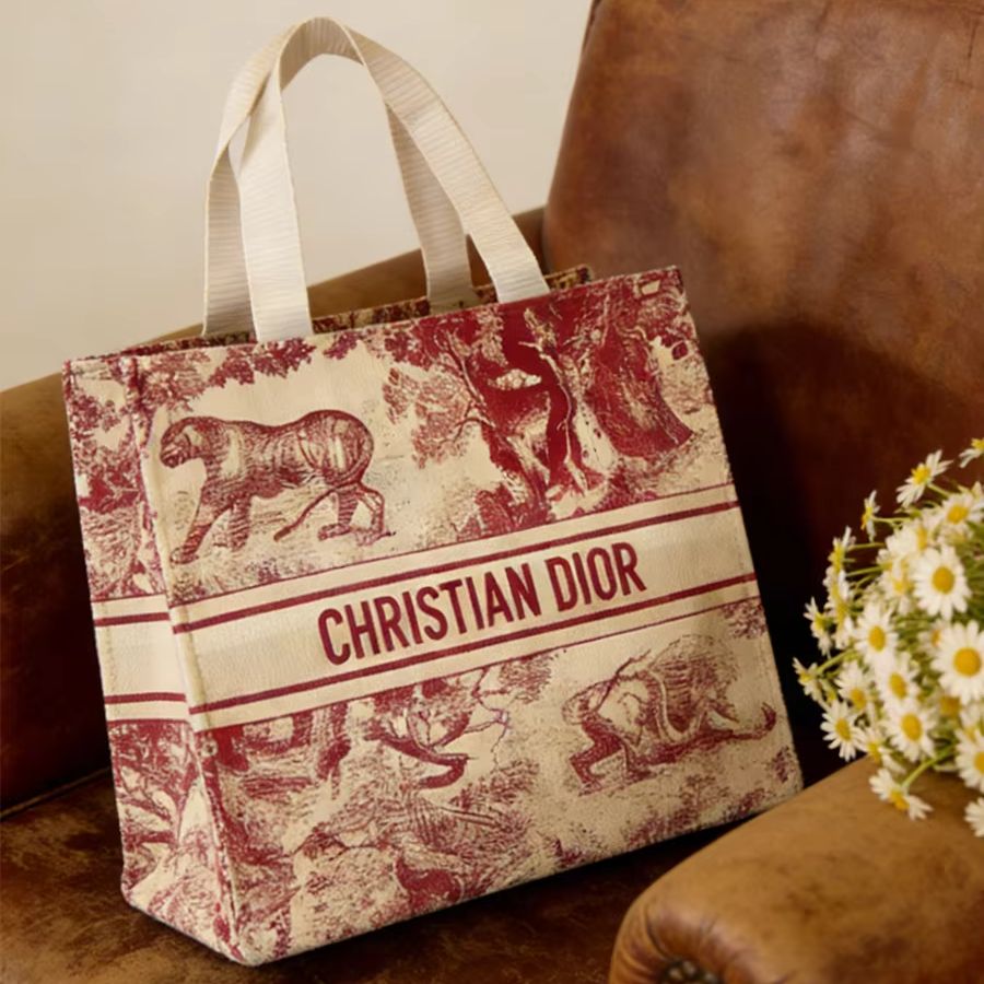 Christian Dior Dior’s bag Red  - Luxury Bags Dior review and price